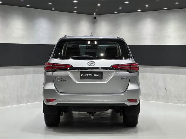 TOYOTA HILUX SW4 SRX - Imagem 10