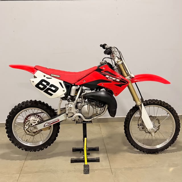 HONDA CR 85 R - Imagem 1