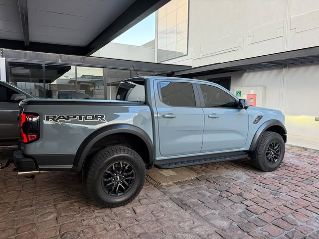 FORD RANGER RAPTOR - Imagem 8