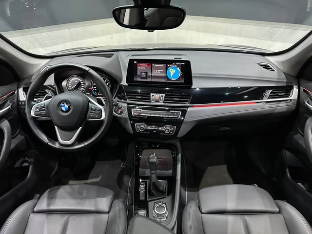 BMW X1 ACTIVEFLEX SDRIVE20I X-LINE - Imagem 6