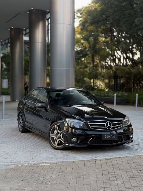 MERCEDES-BENZ C 63 AMG - Imagem 3