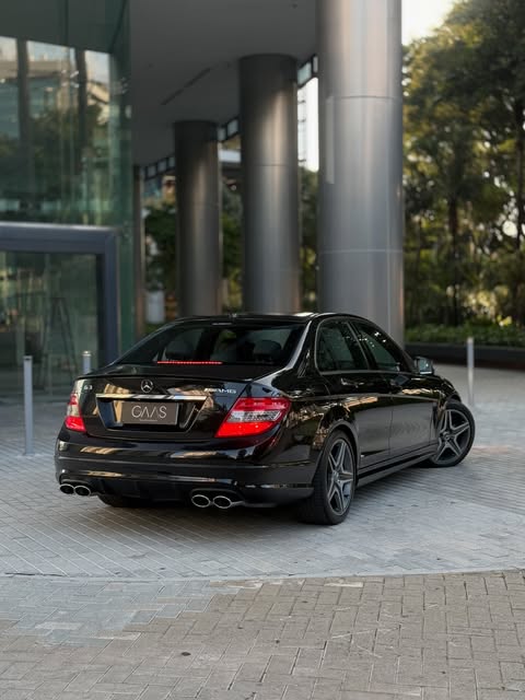 MERCEDES-BENZ C 63 AMG - Imagem 4