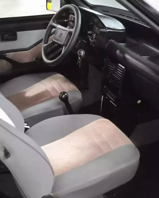 FIAT UNO 1.6R - Imagem 5