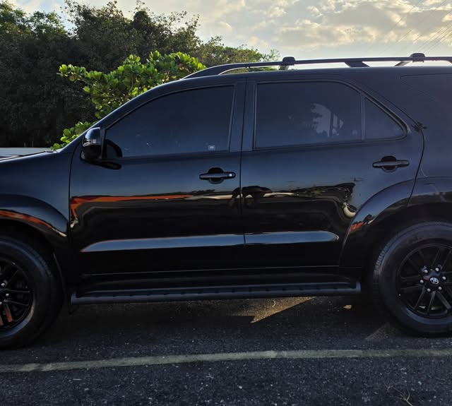 TOYOTA HILUX SW4 SRV - Imagem 6