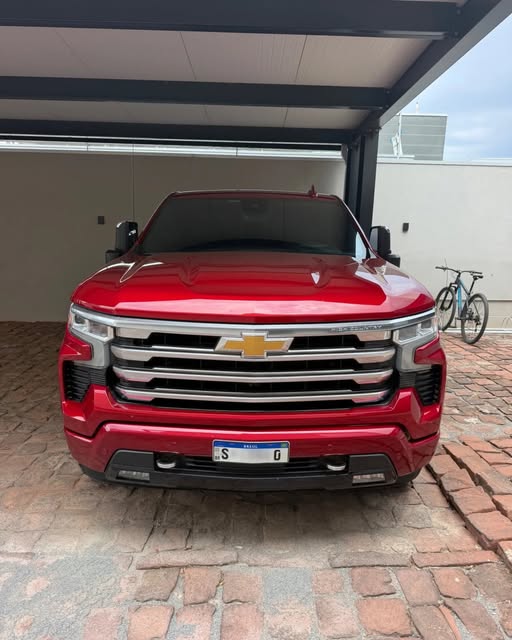 CHEVROLET SILVERADO HIGH COUNTRY - Imagem 2