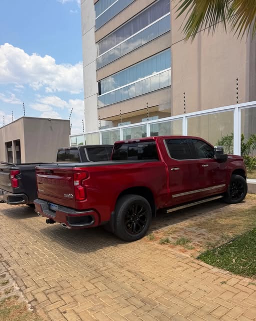 CHEVROLET SILVERADO HIGH COUNTRY - Imagem 5