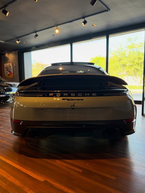 PORSCHE 911 CARRERA 992.2 - Imagem 6