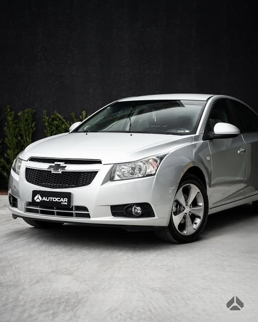 CHEVROLET CRUZE LT - Imagem 9