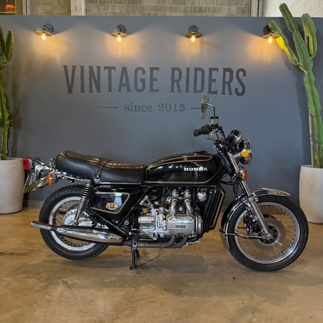 HONDA GL 1000 - Imagem 1