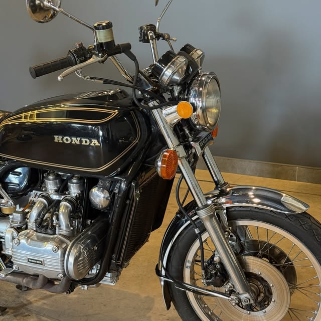 HONDA GL 1000 - Imagem 8
