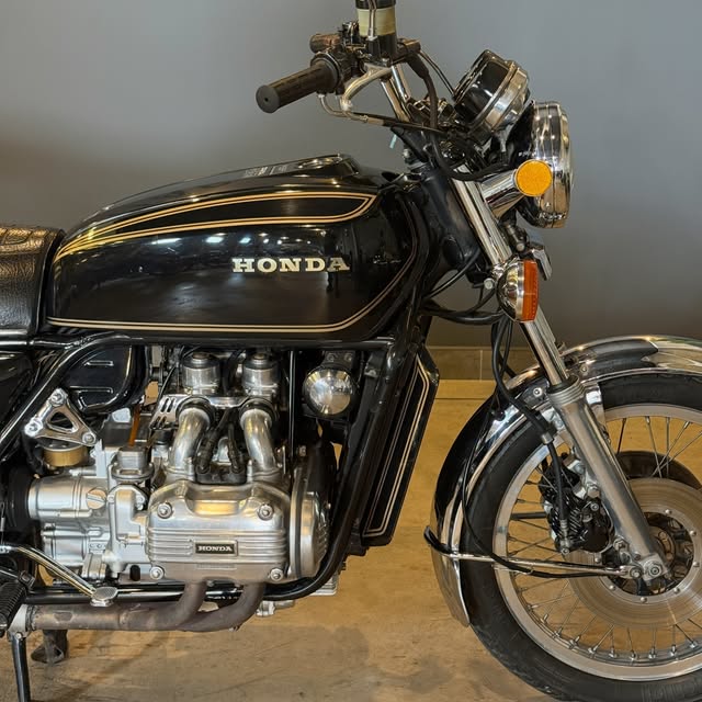 HONDA GL 1000 - Imagem 9