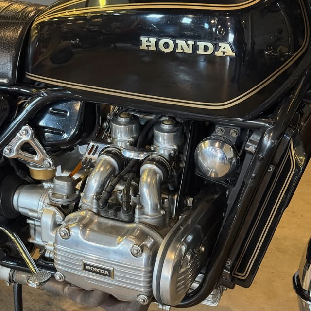 HONDA GL 1000 - Imagem 10