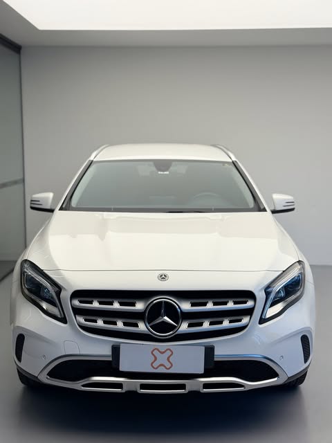 MERCEDES-BENZ GLA - Imagem 2