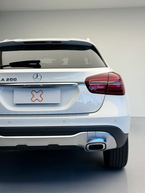 MERCEDES-BENZ GLA - Imagem 11