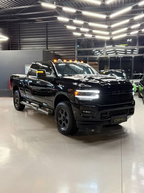 RAM 2500 NIGHT EDITION - Imagem 1