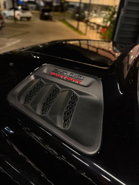 RAM 2500 NIGHT EDITION - Imagem 16