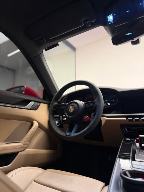 PORSCHE 911 CARRERA - Imagem 6