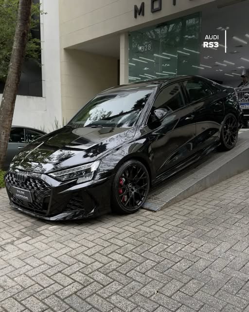 AUDI RS3 - Imagem 1