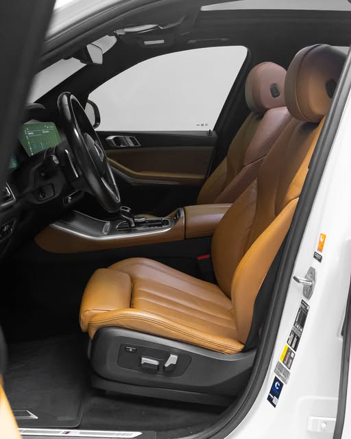 BMW X5 45E M SPORT - Imagem 4