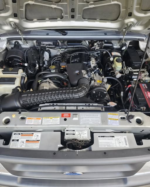 FORD RANGER XL 4.0 V6 - Imagem 10
