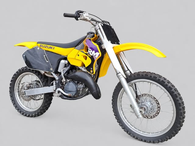 SUZUKI RM 125 - Imagem 1