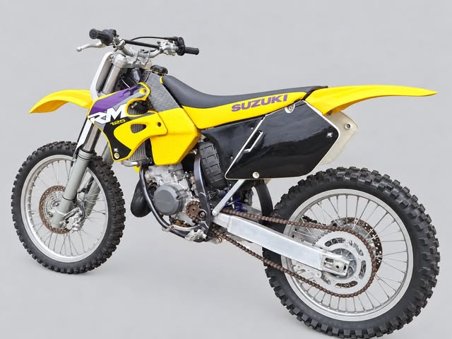 SUZUKI RM 125 - Imagem 4