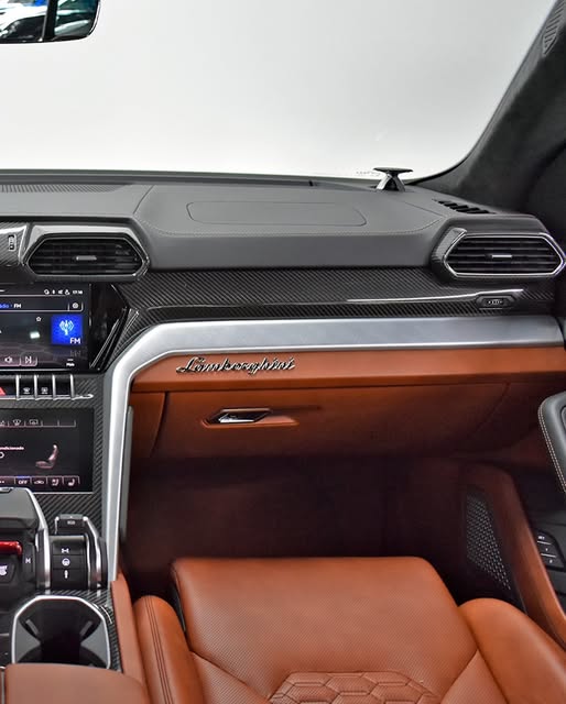 LAMBORGHINI URUS - Imagem 5