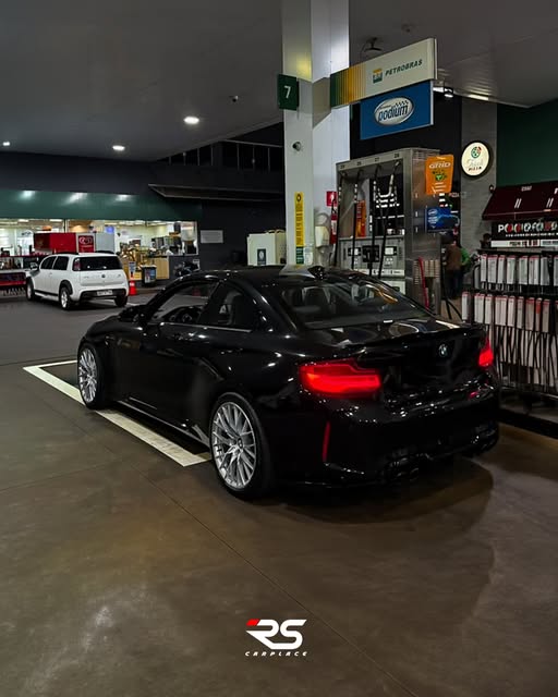 BMW M2 COMPETITION - Imagem 4