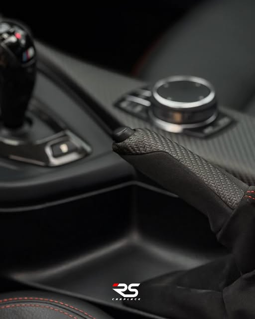 BMW M2 COMPETITION - Imagem 10