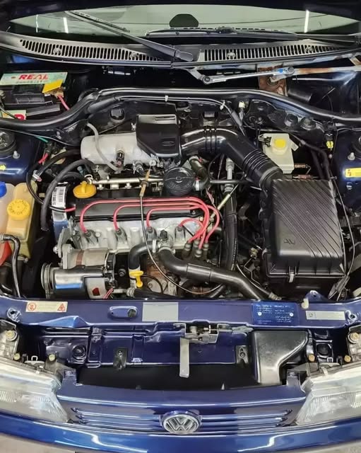 VOLKSWAGEN POINTER GTI - Imagem 18
