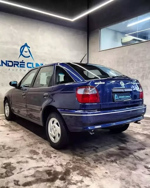 VOLKSWAGEN POINTER GTI - Imagem 3