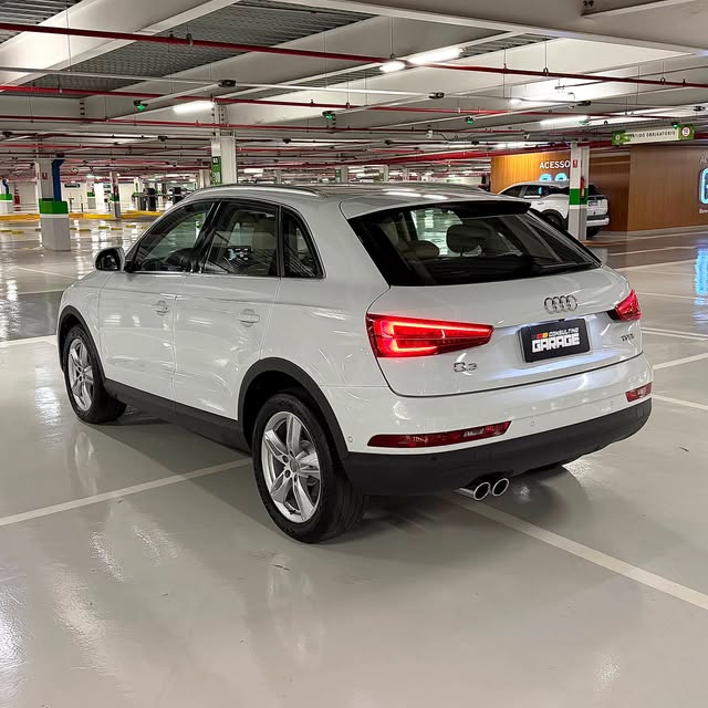 AUDI Q3 AMBIENTE PLUS - Imagem 3
