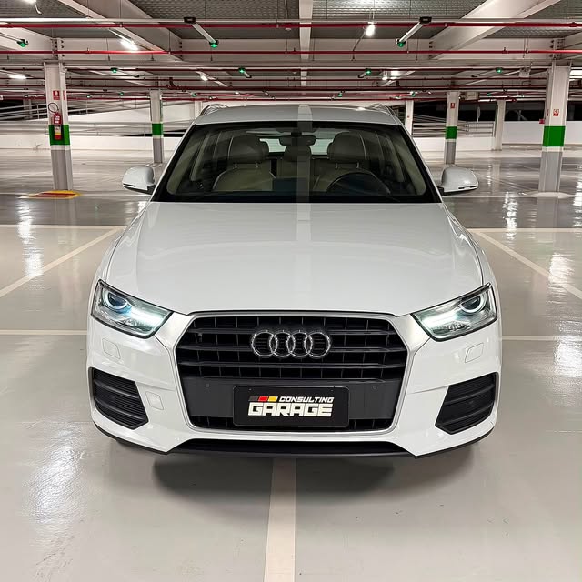 AUDI Q3 AMBIENTE PLUS - Imagem 6