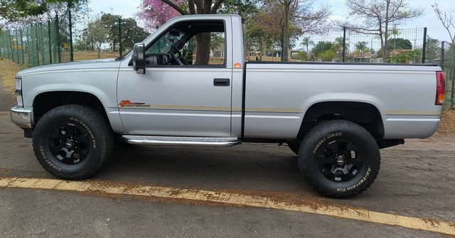 CHEVROLET SILVERADO - Imagem 2