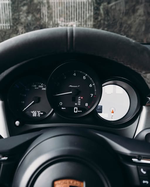 PORSCHE MACAN - Imagem 4