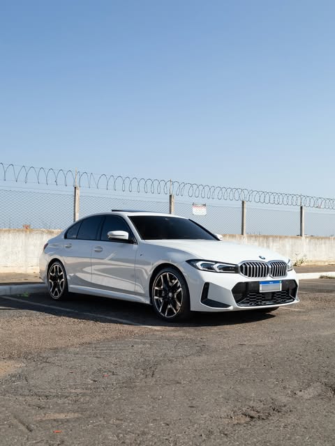 BMW 320I M SPORT - Imagem 3