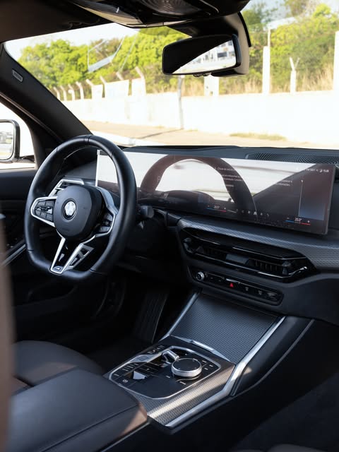 BMW 320I M SPORT - Imagem 5