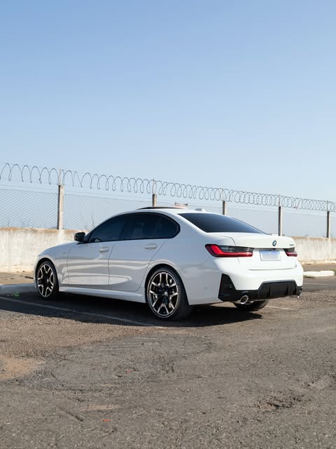 BMW 320I M SPORT - Imagem 10