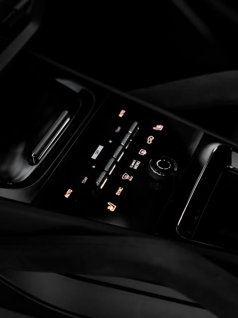 PORSCHE CAYENNE TURBO GT COUPÉ - Imagem 11