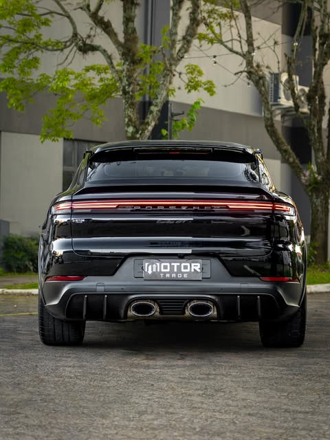 PORSCHE CAYENNE TURBO GT COUPÉ - Imagem 5
