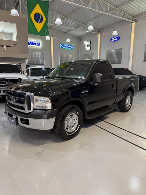 FORD F-250 XLT - Imagem 1