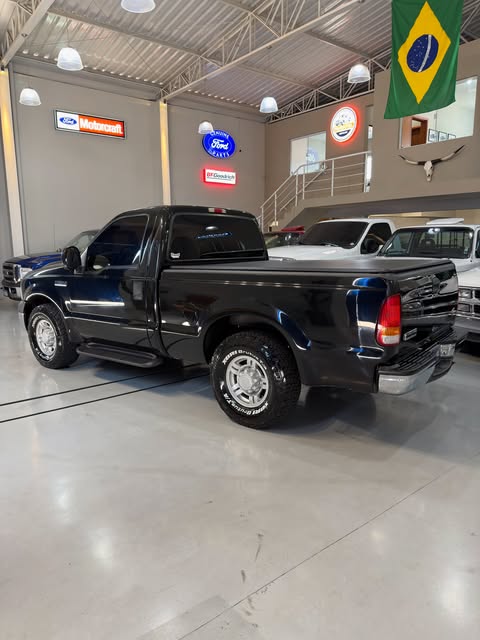 FORD F-250 XLT - Imagem 2