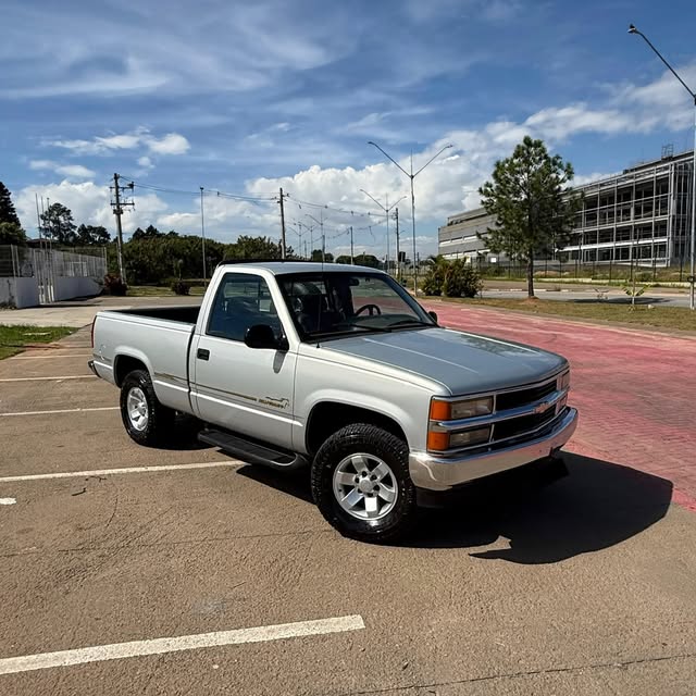 CHEVROLET SILVERADO - Imagem 2