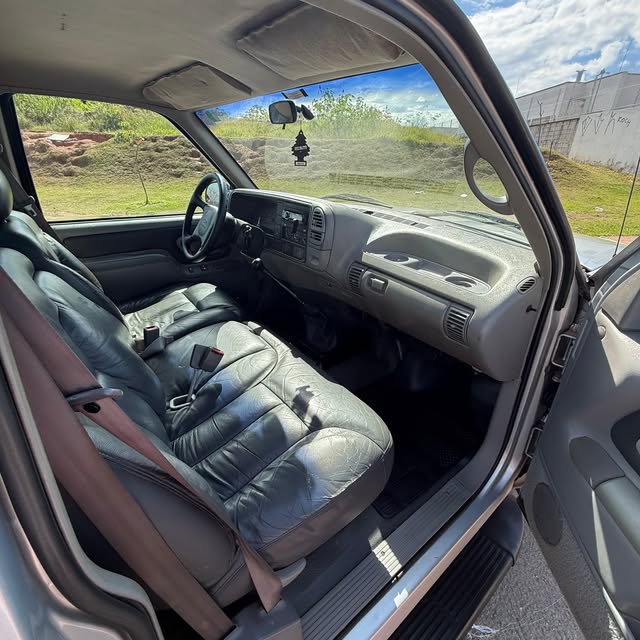 CHEVROLET SILVERADO - Imagem 6