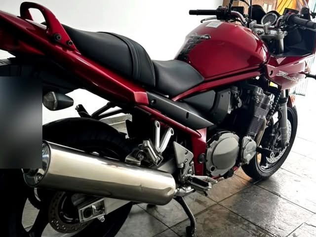 SUZUKI BANDIT - Imagem 3