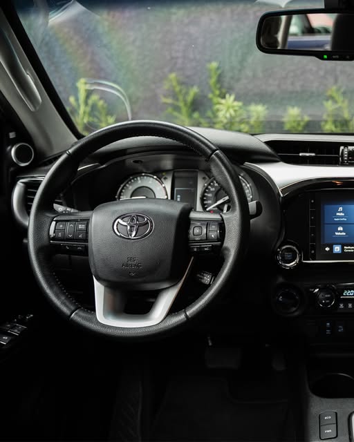 TOYOTA HILUX - Imagem 5