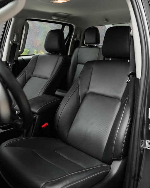 TOYOTA HILUX - Imagem 8