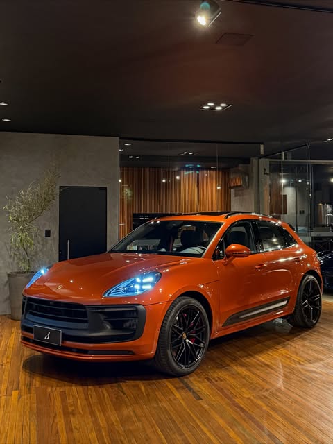 PORSCHE MACAN GTS - Imagem 1
