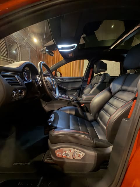 PORSCHE MACAN GTS - Imagem 18