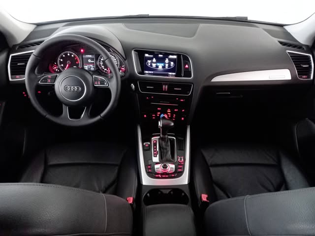 AUDI Q5 AMBIENTE - Imagem 8